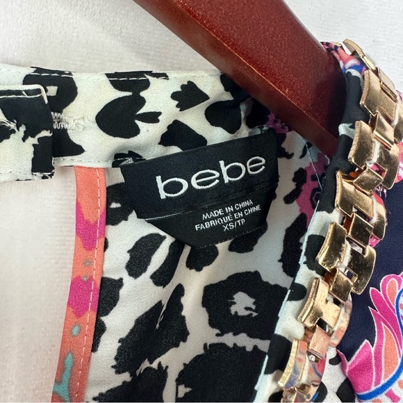 Bebe Blouse Formal Necklace Colorful Keyhole Gold Date Evening Printed XS Top - Picture 2 of 9